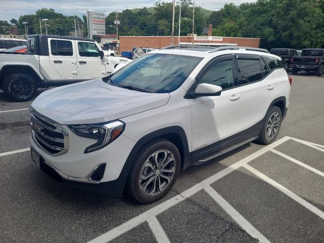 2021 GMC Terrain SLT