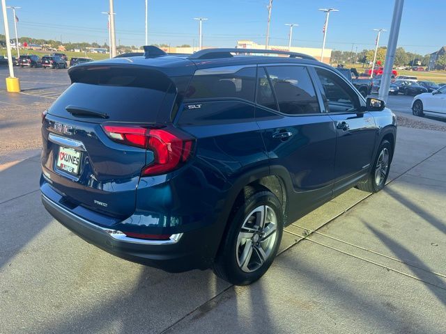 2021 GMC Terrain SLT