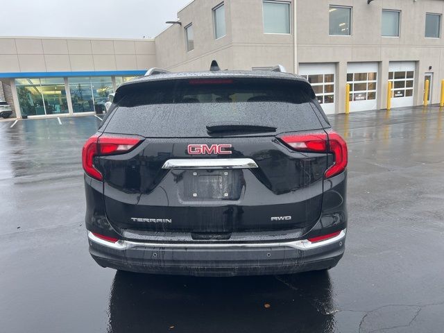 2021 GMC Terrain SLT