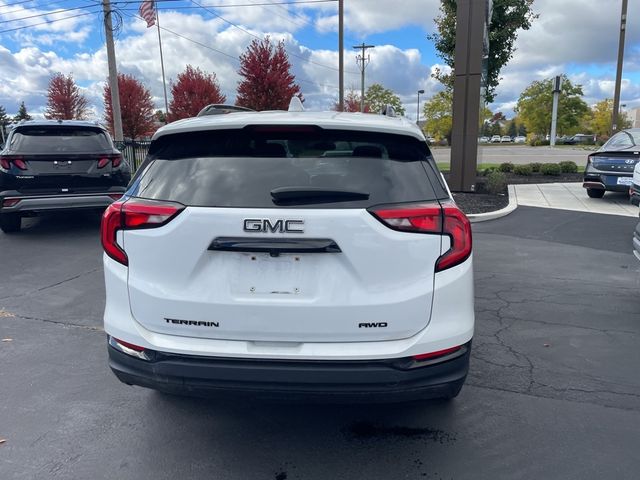 2021 GMC Terrain SLT