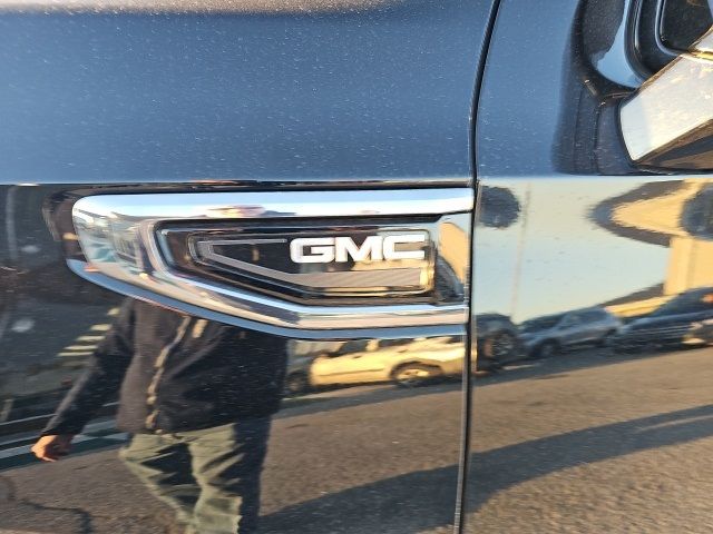 2021 GMC Yukon AT4