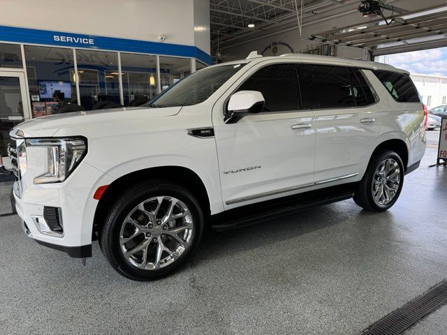 2021 GMC Yukon SLT