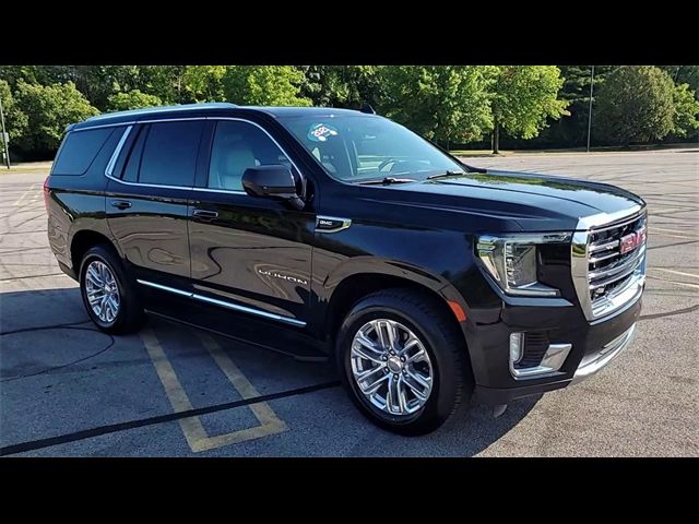 2021 GMC Yukon SLT