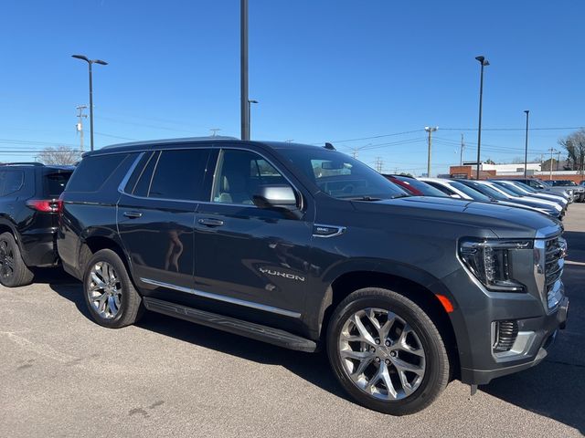 2021 GMC Yukon SLT