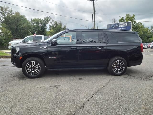 2021 GMC Yukon XL AT4