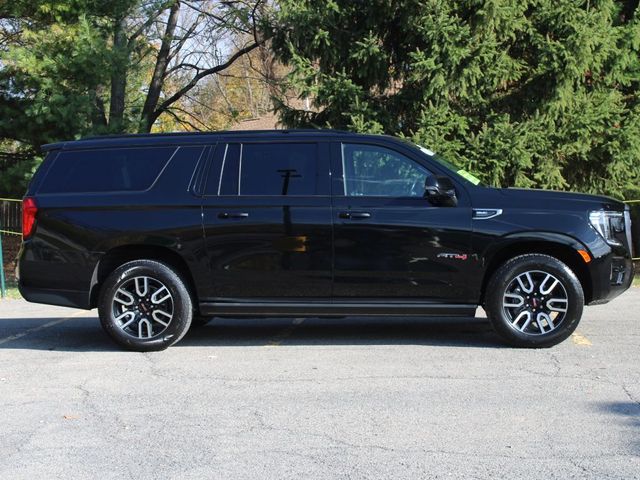 2021 GMC Yukon XL AT4