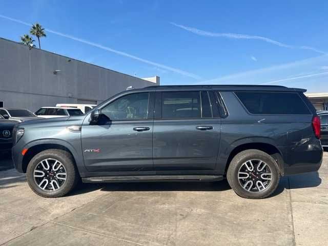 2021 GMC Yukon XL AT4