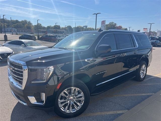 2021 GMC Yukon XL SLT