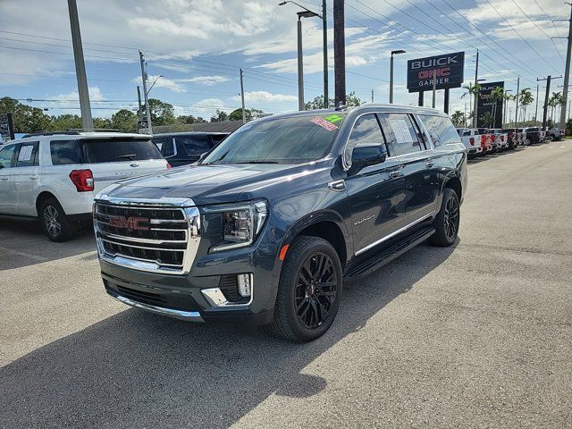 2021 GMC Yukon XL SLT