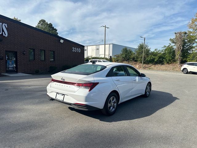 2021 Hyundai Elantra SE