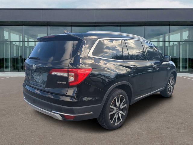 2021 Honda Pilot Touring 8-Passenger