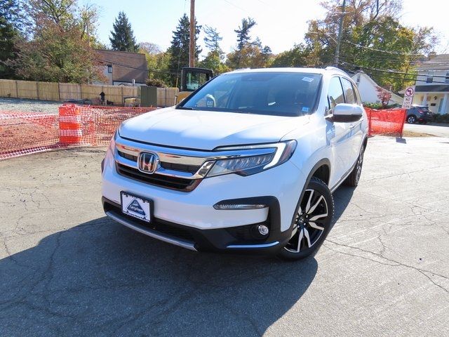 2021 Honda Pilot Touring 8-Passenger