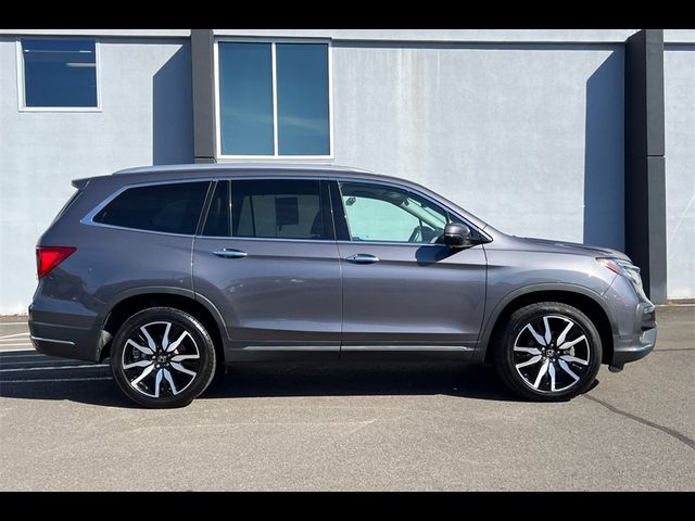 2021 Honda Pilot Touring 8-Passenger