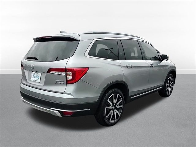 2021 Honda Pilot Touring 8-Passenger