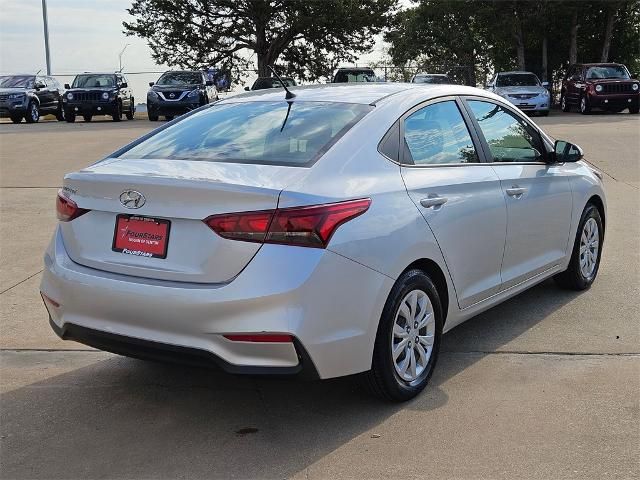 2021 Hyundai Accent SE