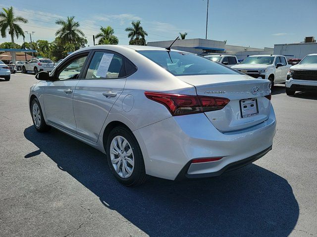 2021 Hyundai Accent SE