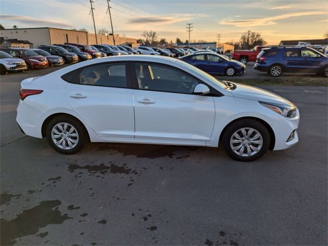 2021 Hyundai Accent SE