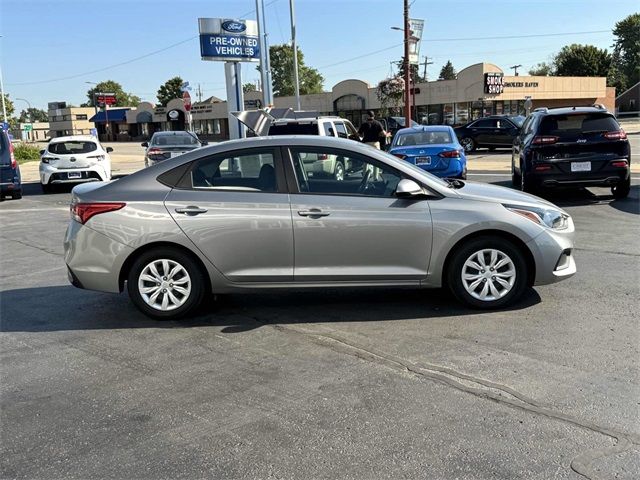 2021 Hyundai Accent SE