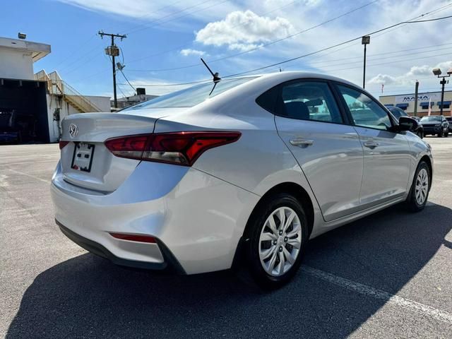 2021 Hyundai Accent SE