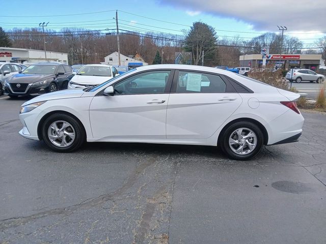 2021 Hyundai Elantra SE