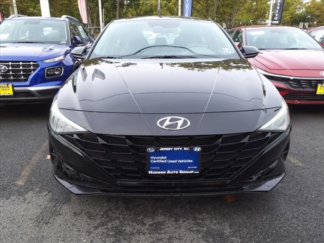 2021 Hyundai Elantra SE