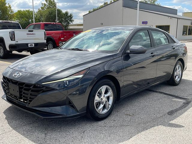 2021 Hyundai Elantra SE