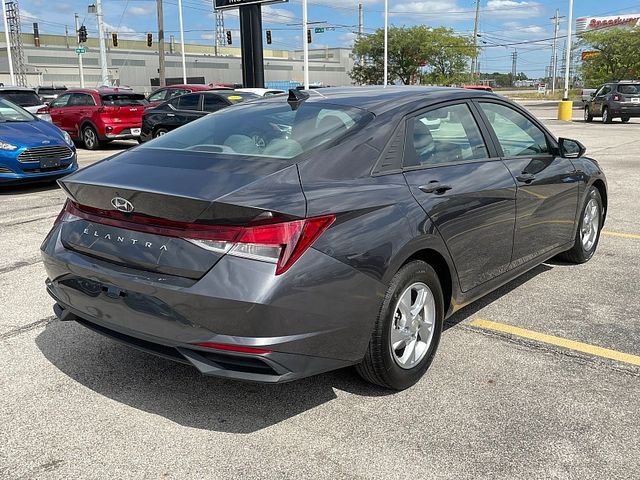 2021 Hyundai Elantra SE