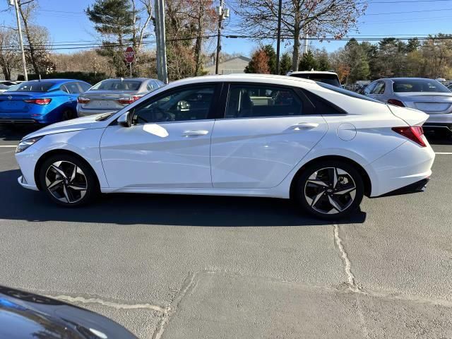 2021 Hyundai Elantra Limited