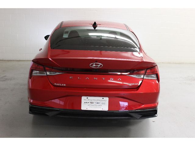 2021 Hyundai Elantra Limited