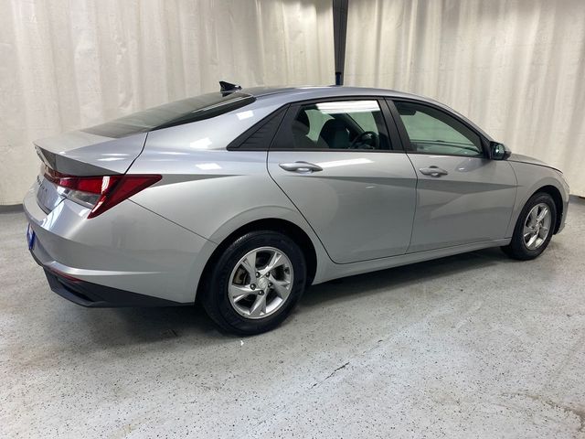 2021 Hyundai Elantra SE