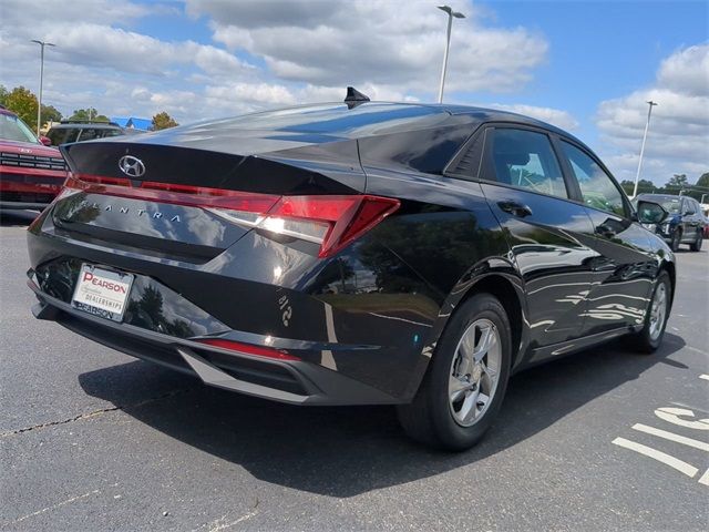 2021 Hyundai Elantra SE