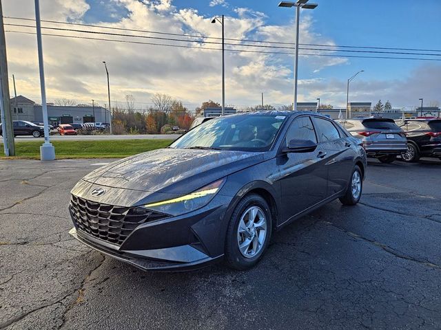 2021 Hyundai Elantra SE