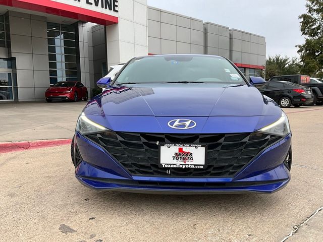 2021 Hyundai Elantra SE