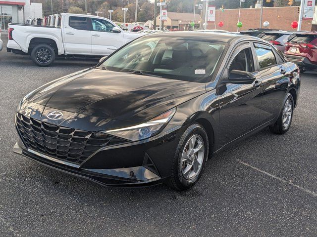 2021 Hyundai Elantra SE