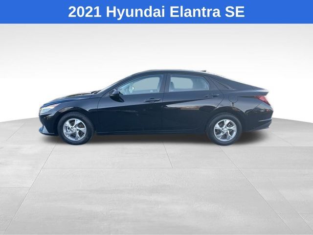 2021 Hyundai Elantra SE