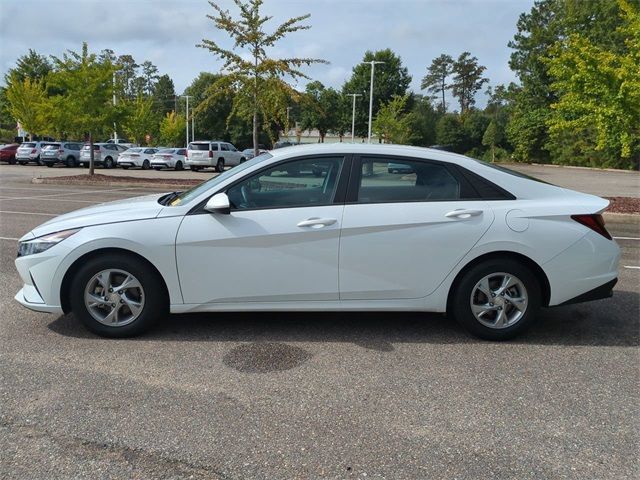 2021 Hyundai Elantra SE