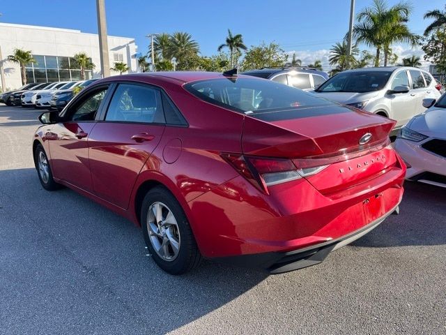 2021 Hyundai Elantra SE