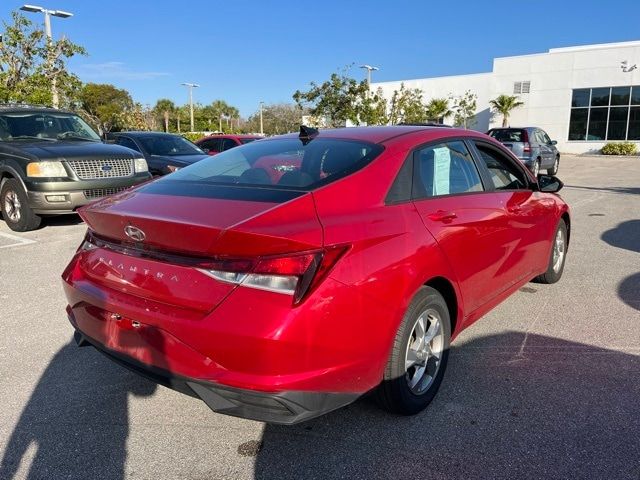 2021 Hyundai Elantra SE