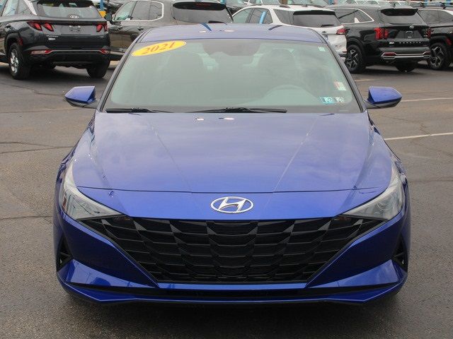 2021 Hyundai Elantra SE