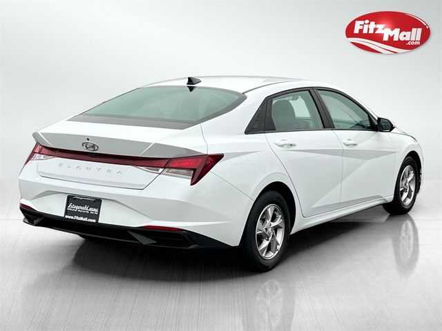 2021 Hyundai Elantra SE