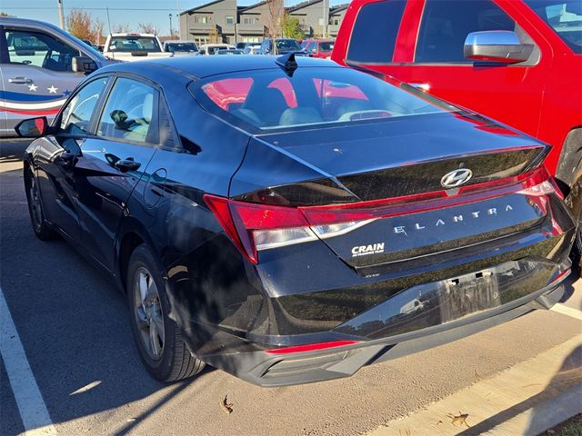 2021 Hyundai Elantra SE