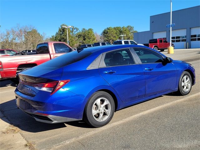 2021 Hyundai Elantra SE