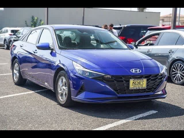 2021 Hyundai Elantra SE