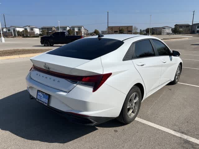 2021 Hyundai Elantra SE