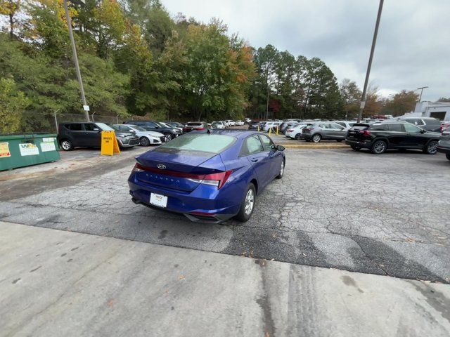 2021 Hyundai Elantra SE