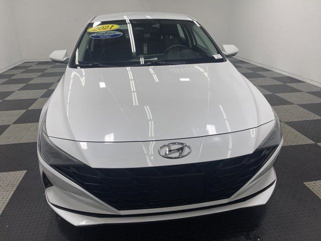 2021 Hyundai Elantra SE