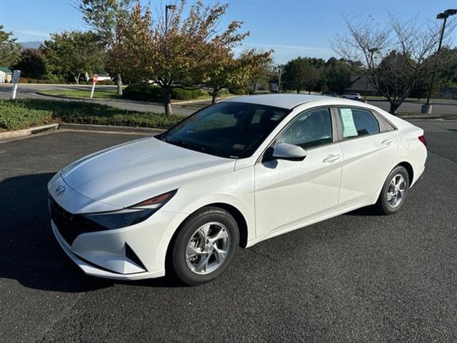 2021 Hyundai Elantra SE