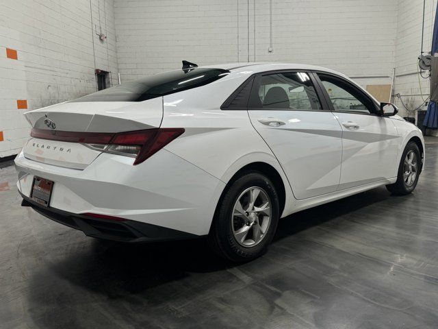 2021 Hyundai Elantra SE