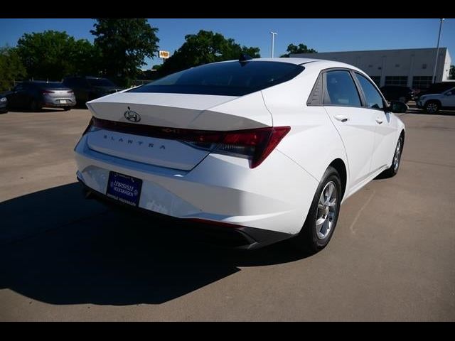 2021 Hyundai Elantra SE