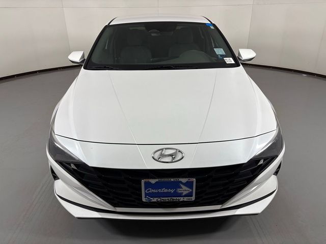 2021 Hyundai Elantra SE